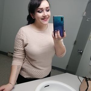 Meet your Posher, Natasha